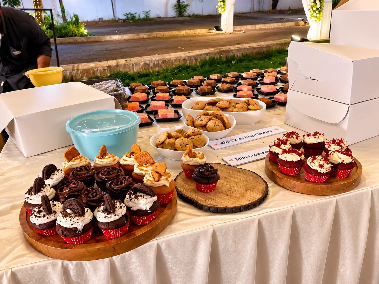Traditional Sweet & Dessert Island
